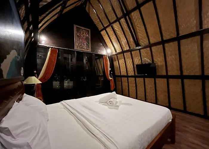 Ferienpark Holy Hills Nusa Penida 2*