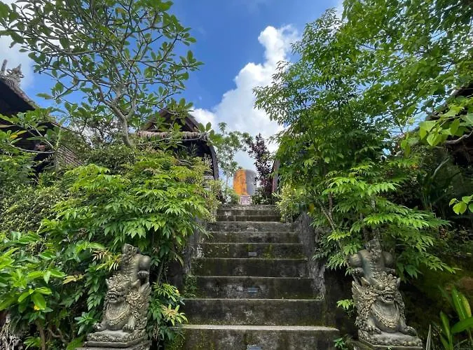 Holy Hills Nusa Penida Ferienpark 2*