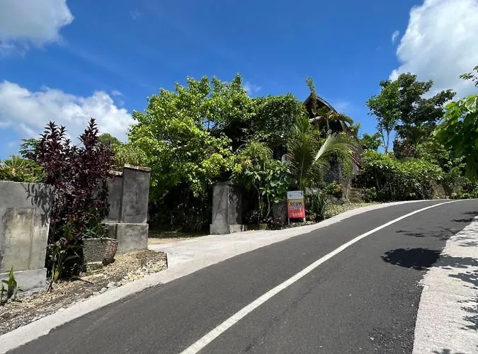 Holy Hills Nusa Penida Ferienpark 2*